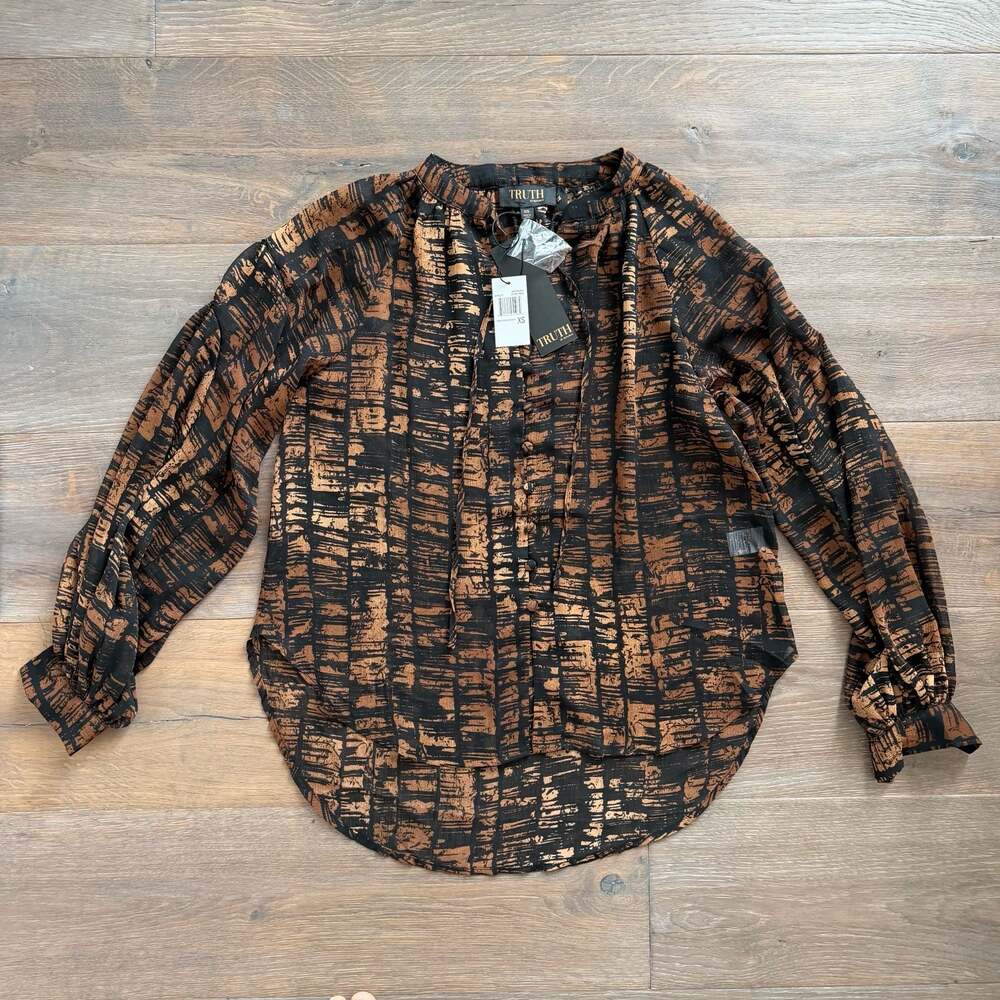 NWT Women's TRUTH by Republic Black Copper Button Blouse Size XS